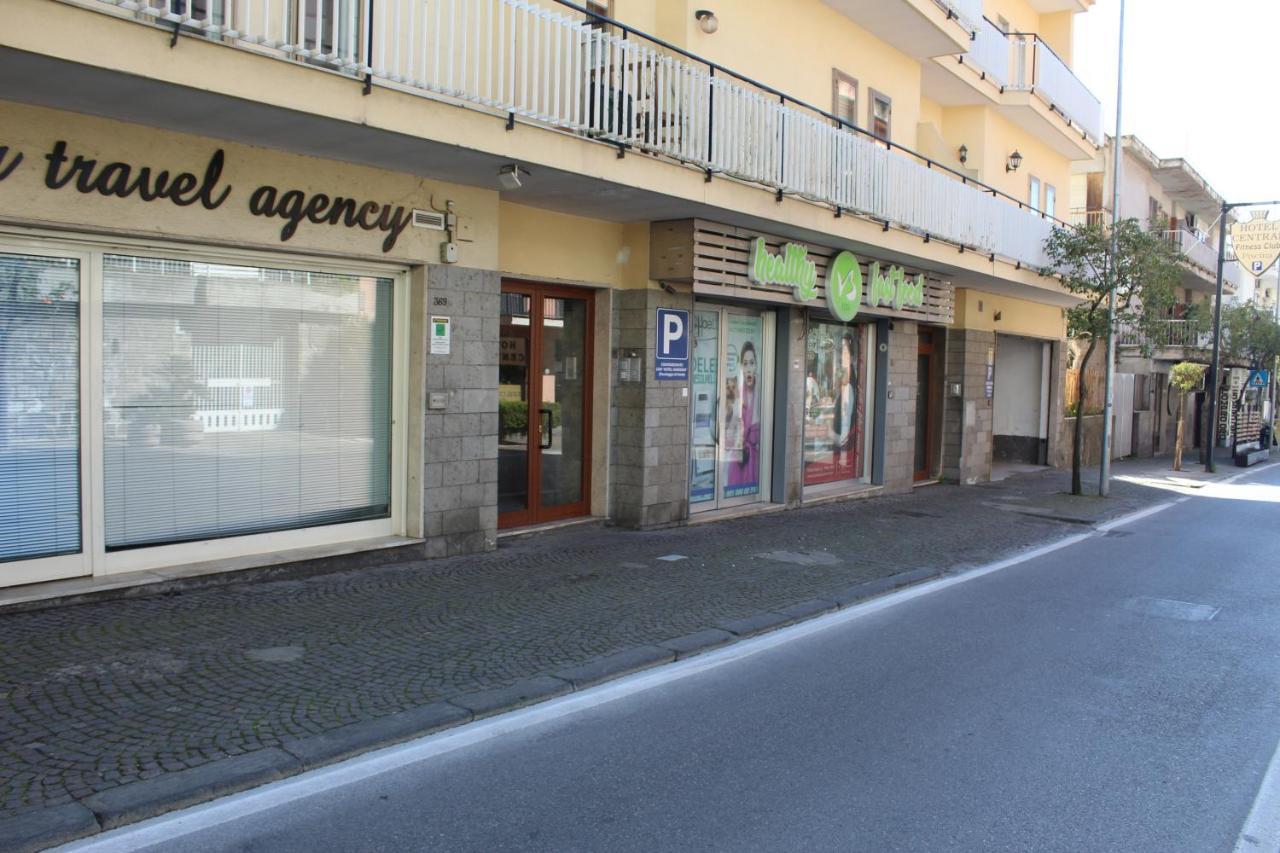 Sorrento Comfort House Con Piscina 外观 照片